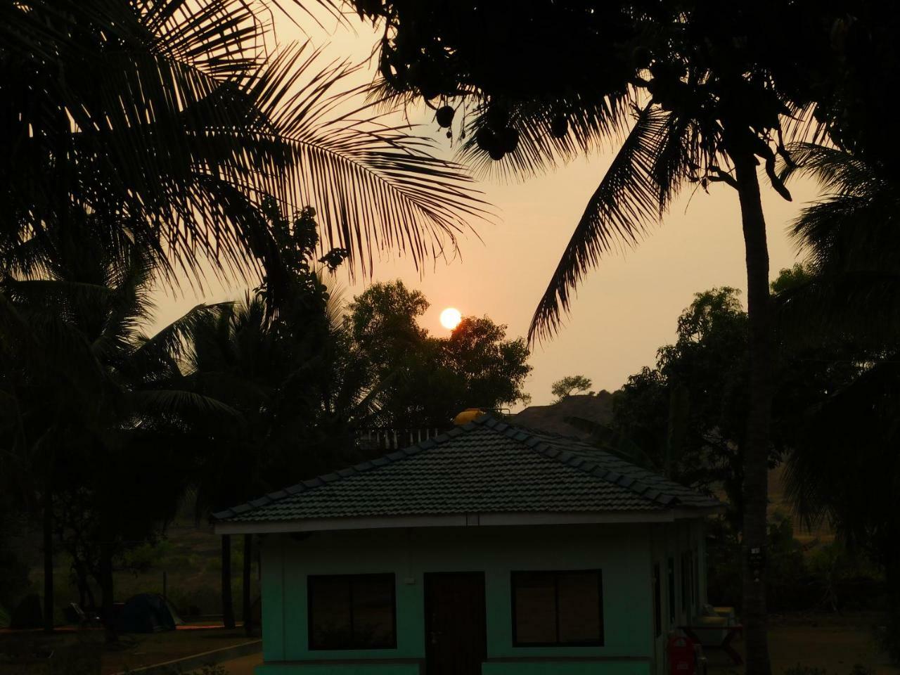 Coconut Tree Resort Gokarna Exterior foto