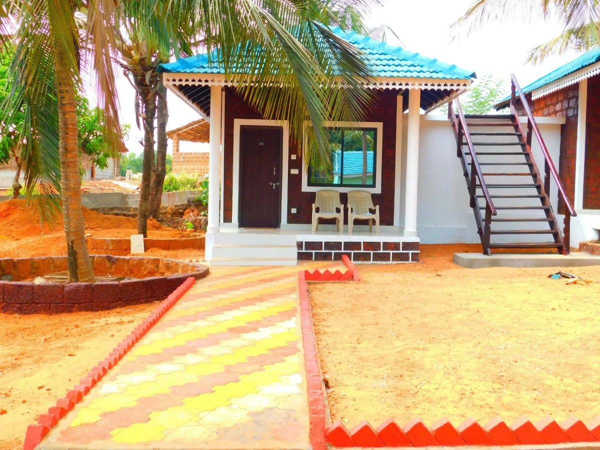 Coconut Tree Resort Gokarna Exterior foto